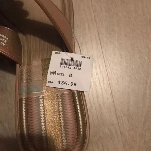 Ladies Sandals - Picture 5 of 5